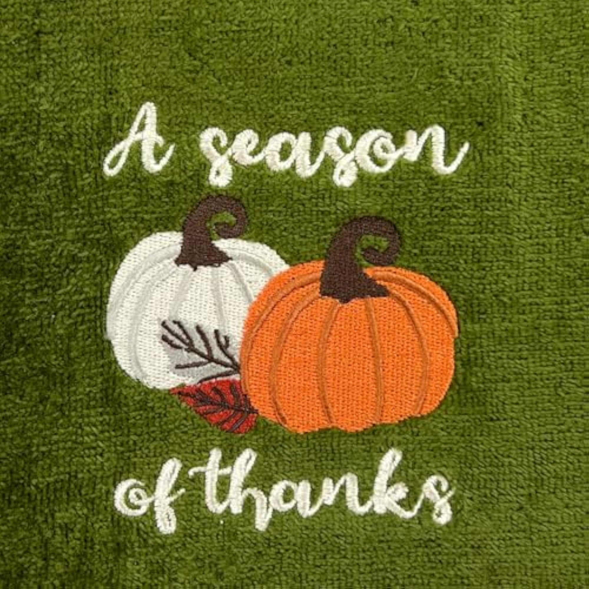Autumn Fall Fingertip Towels, Pumpkin Design, 2 Piece Set